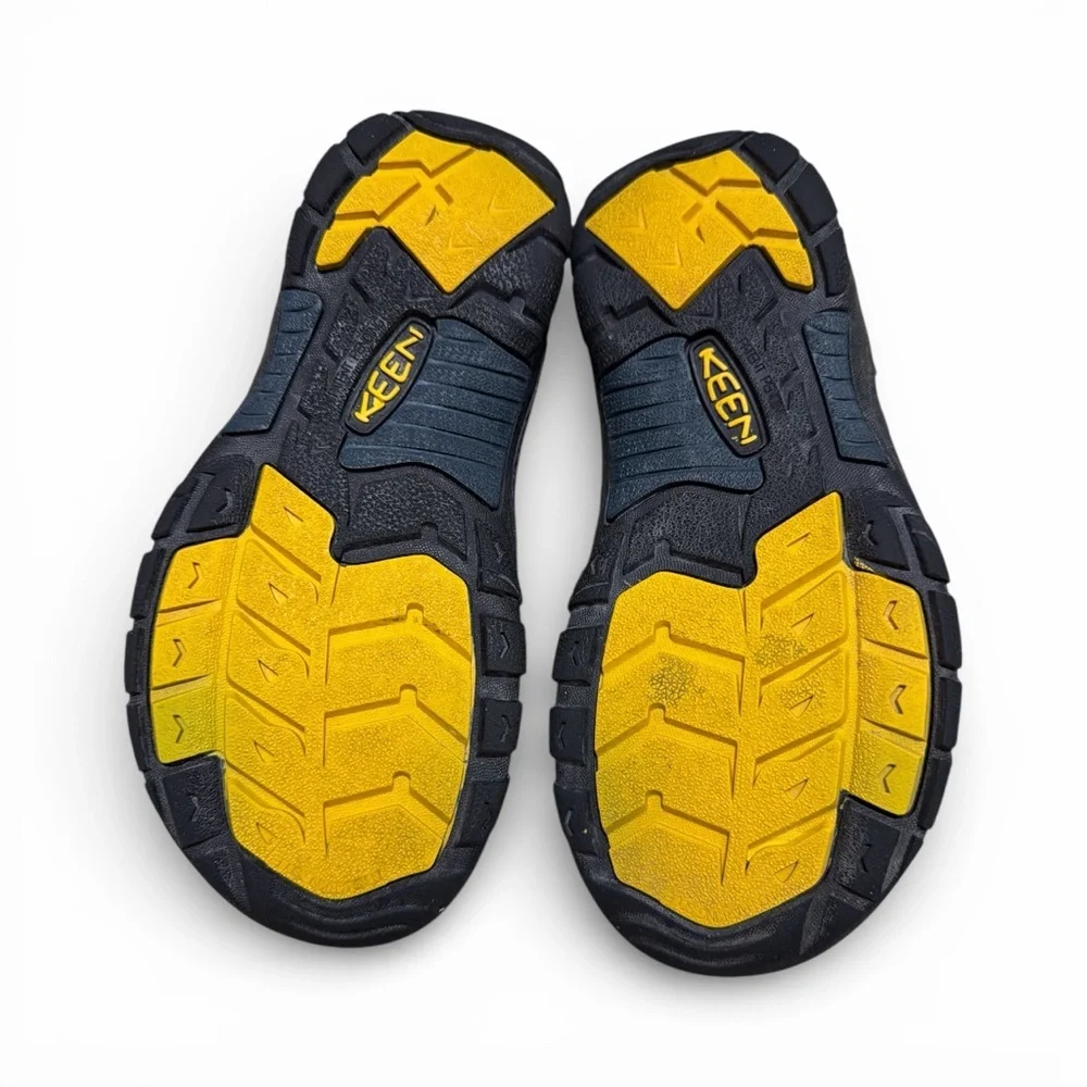 Keen Kids Size 3 Water Hiking Shoes - Navy and Black